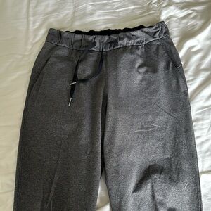 Lululemon on the fly pants